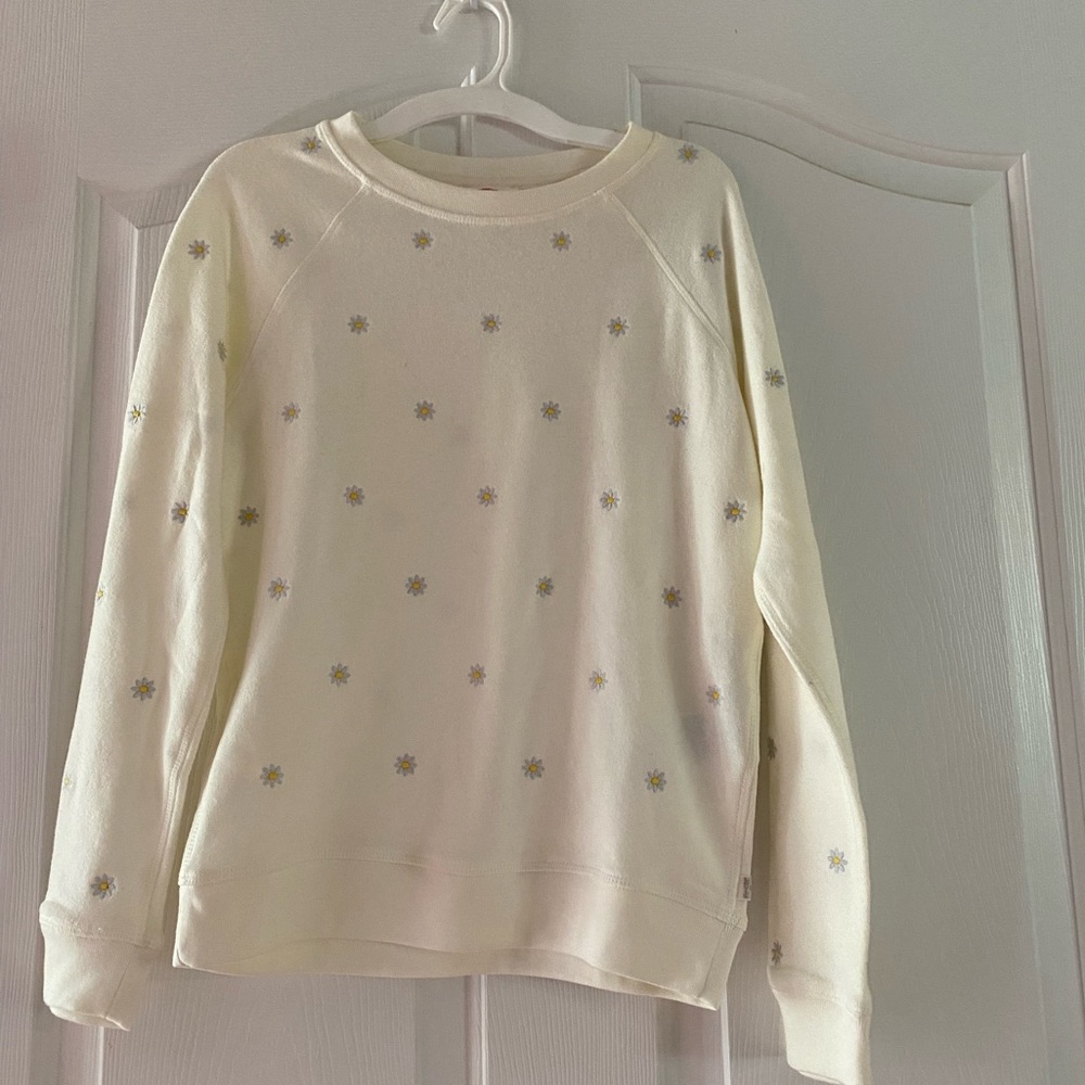 White hoodie embroidered daisies